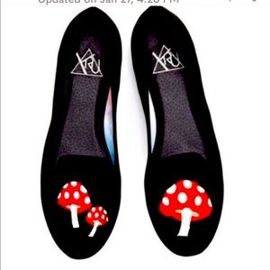 YRU black velvet mushroom slip on flats ballet sandal shoe psychedelic shroom